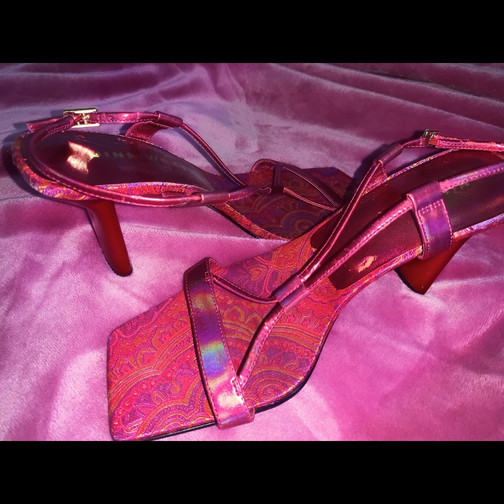 Nine West Strappy Heels ❤️